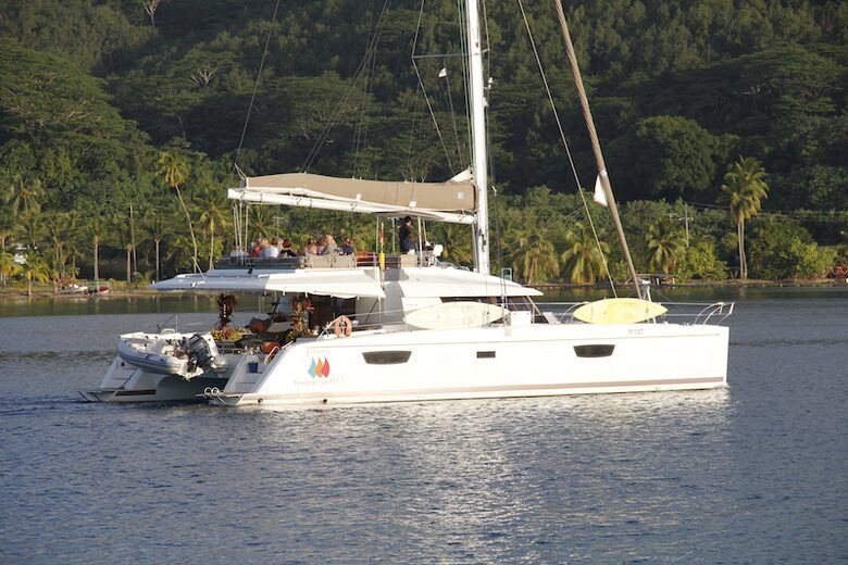 TradeWinds 60ft 5 Cabin Crewed Catamaran Luxury Class - French Polynesian Sailing Vacation - Raiatea island, French Polynesia