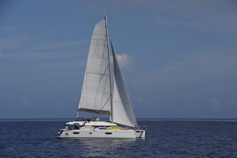 TradeWinds 60ft 5 Cabin Crewed Catamaran Luxury Class - French Polynesian Sailing Vacation - Raiatea island, French Polynesia