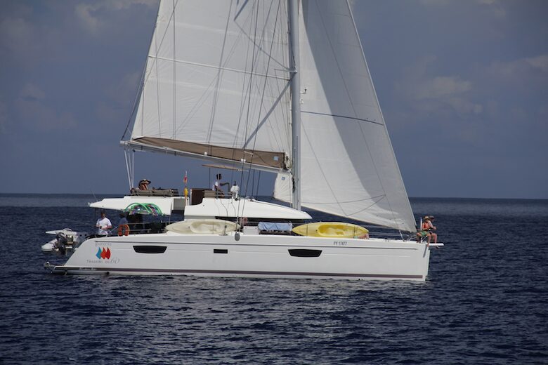TradeWinds 60ft 5 Cabin Crewed Catamaran Luxury Class - French Polynesian Sailing Vacation - Raiatea island, French Polynesia