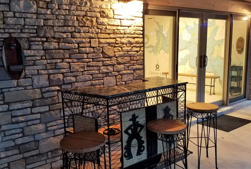 The Stonehouse at Canyon Lake - Canyon Lake, Texas