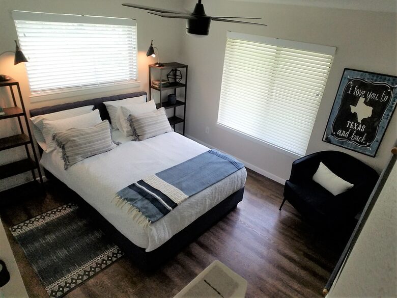 The Stonehouse at Canyon Lake - Canyon Lake, Texas