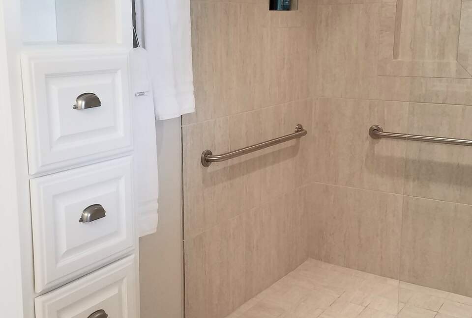 The Stonehouse at Canyon Lake - Canyon Lake, Texas