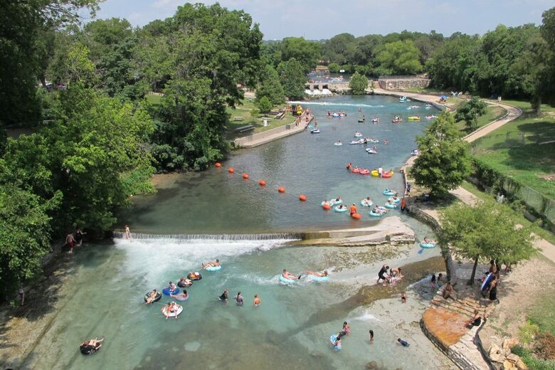 The Stonehouse at Canyon Lake - Canyon Lake, Texas