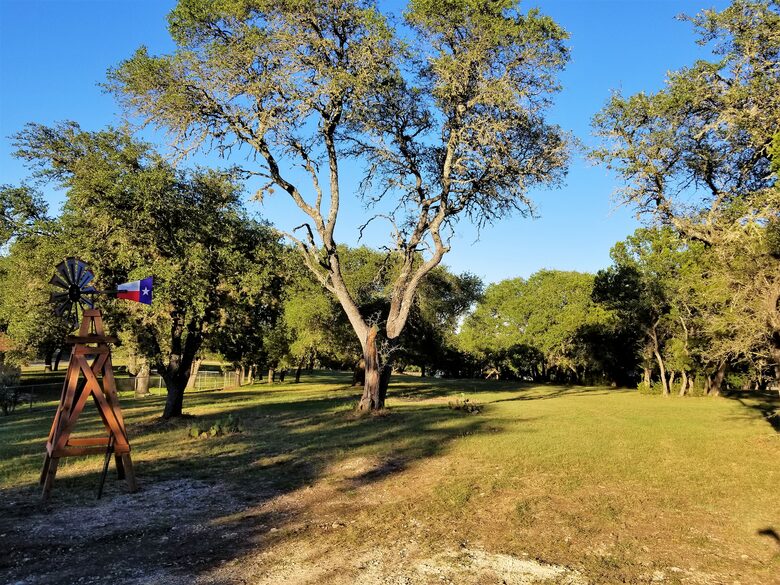 The Stonehouse at Canyon Lake - Canyon Lake, Texas