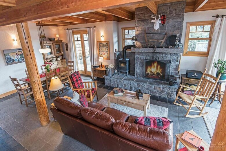 Sherman Cottage - Camp Sherman, Oregon