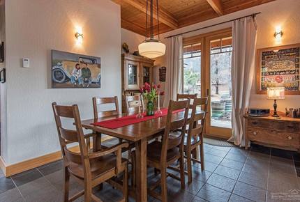 Sherman Cottage - Camp Sherman, Oregon