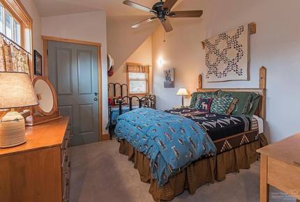 Sherman Cottage - Camp Sherman, Oregon