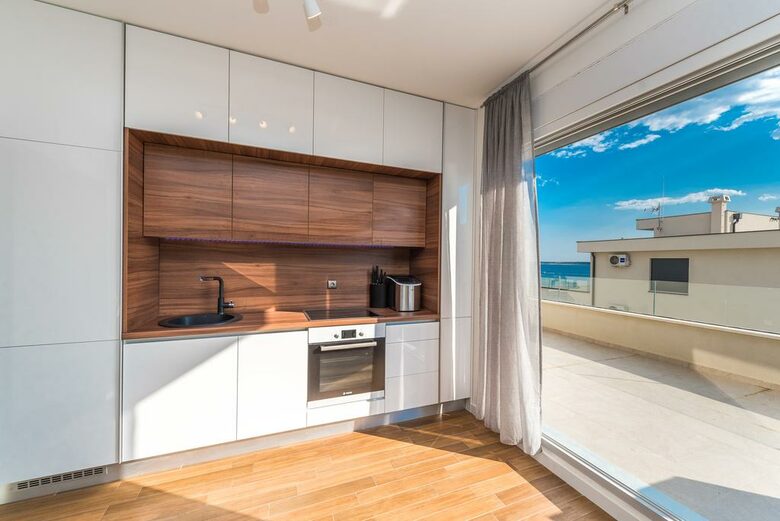 Luxury Penthouse - Mandre, Croatia