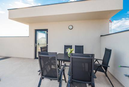 Luxury Penthouse - Mandre, Croatia