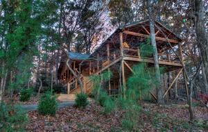The Treehouse at Lake Cypress - Mt Vernon, Texas