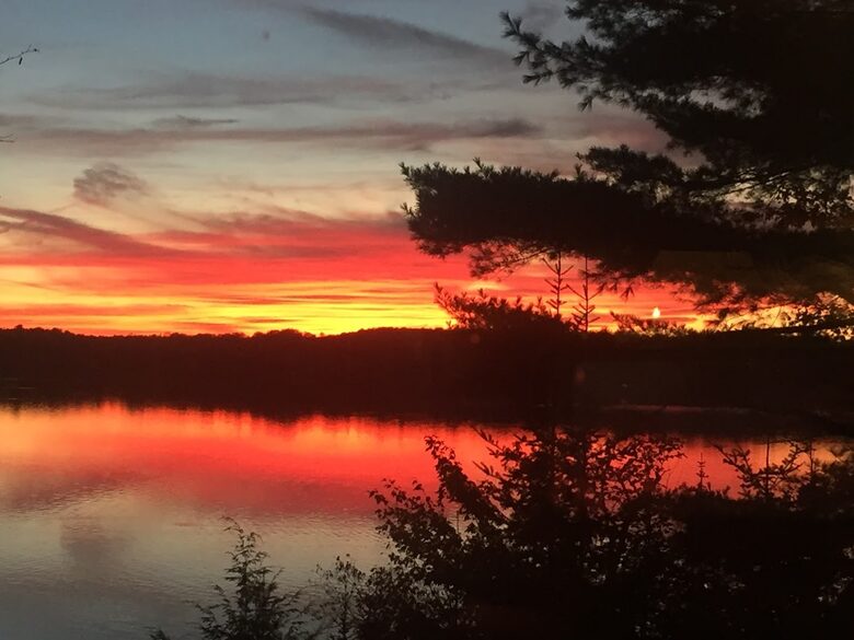 Sunset Luxury Cottage - Minden, Canada