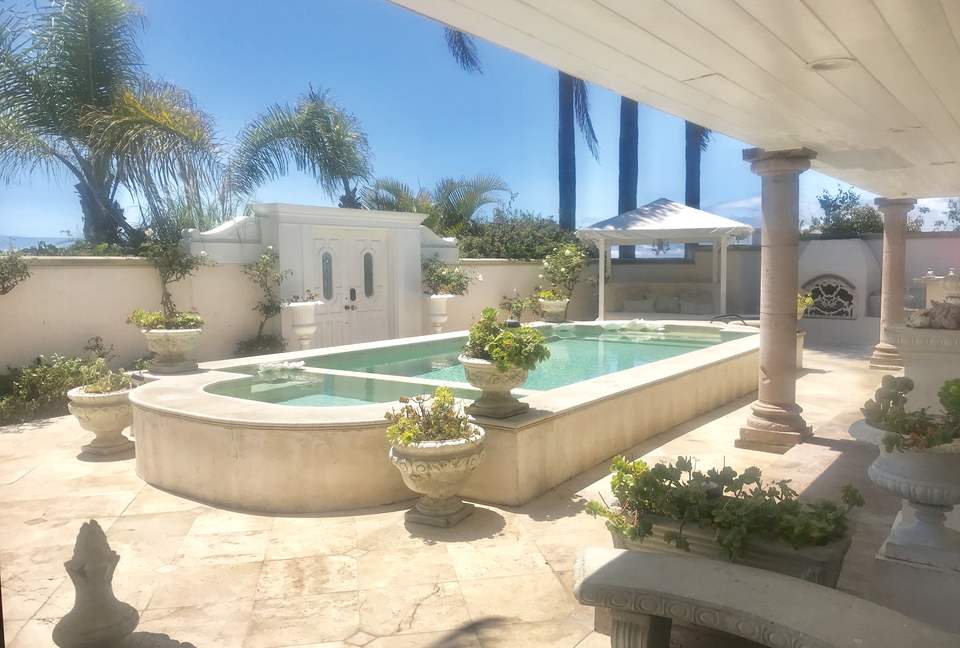 Villa Blanca - Laguna Beach, California