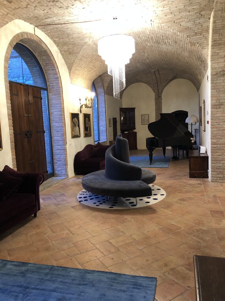 Palazzo Grande (R) - Corciano (Umbria), Italy