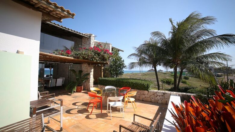 Beach Front Property in Praia dos Lagos - Camaçari, Brazil