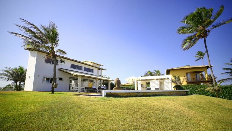 Beach Front Property in Praia dos Lagos - Camaçari, Brazil