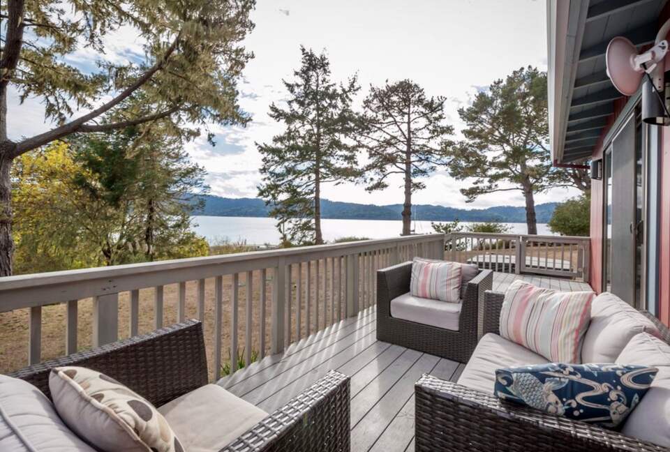 Oyster Cove Cottage - Tomales Bay, California