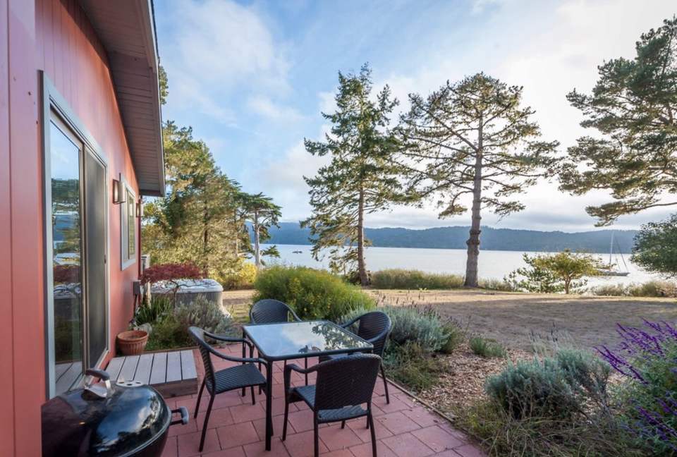 Oyster Cove Cottage - Tomales Bay, California