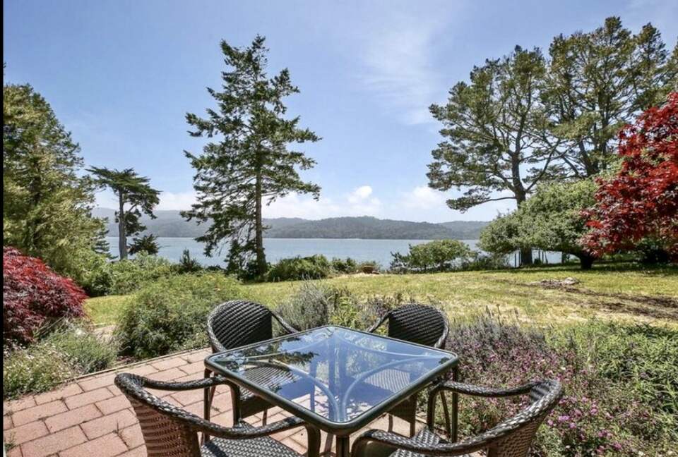 Oyster Cove Cottage - Tomales Bay, California