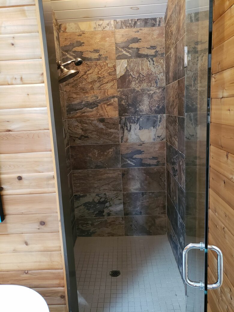 Sunset Luxury Cottage - Minden, Canada