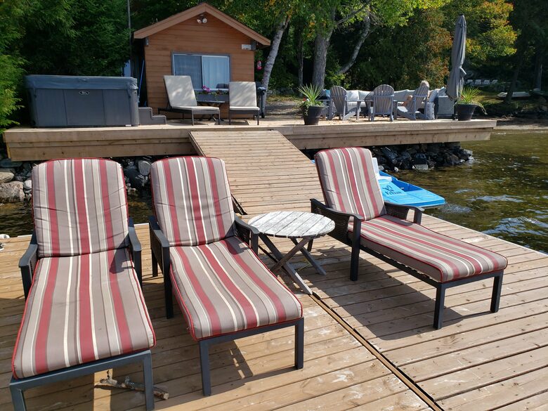 Sunset Luxury Cottage - Minden, Canada