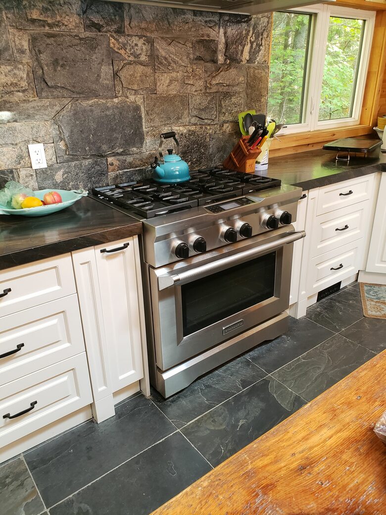 Sunset Luxury Cottage - Minden, Canada