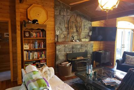 Sunset Luxury Cottage - Minden, Canada