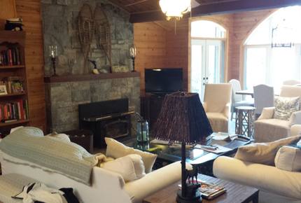 Sunset Luxury Cottage - Minden, Canada