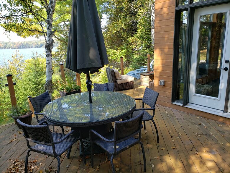 Sunset Luxury Cottage - Minden, Canada