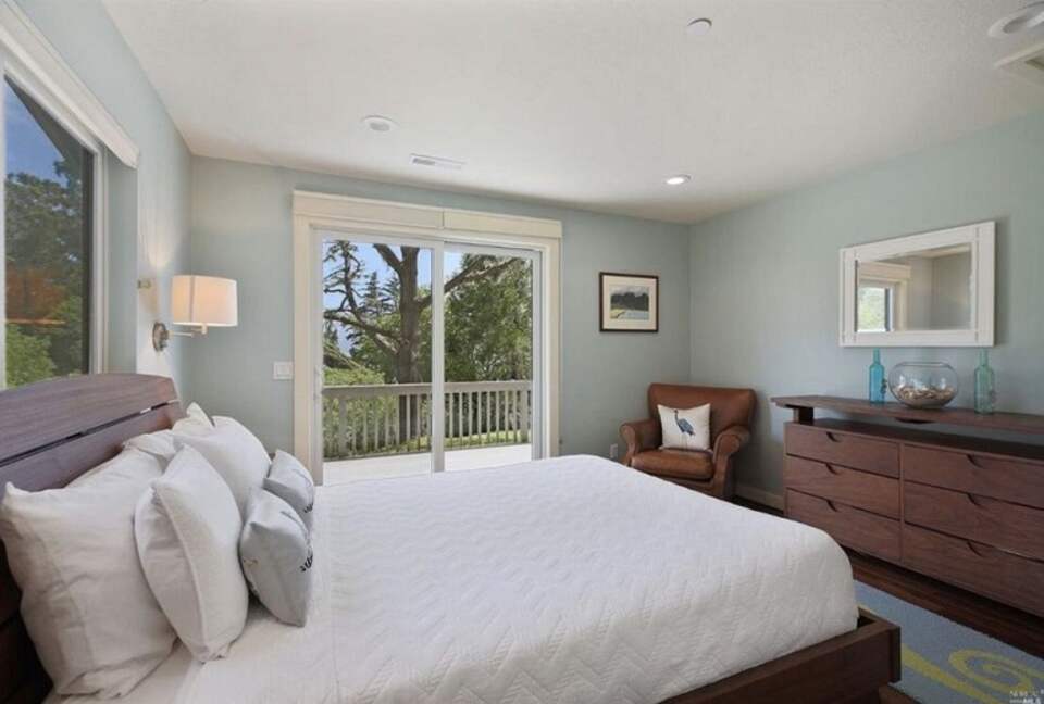 Oyster Cove Cottage - Tomales Bay, California