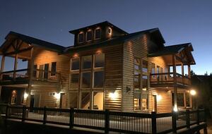 Zion National Park Luxury Cabin - Orderville, Utah