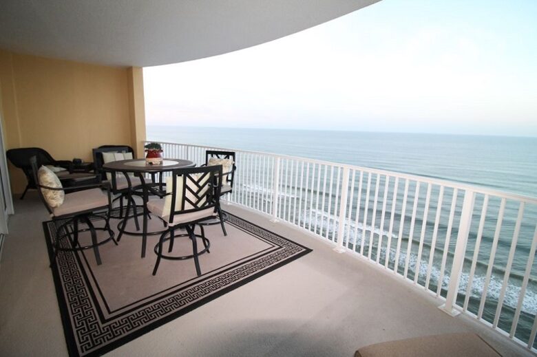 Panama City Beach Oceanfront Upper Floor Condo - Panama City Beach, Florida