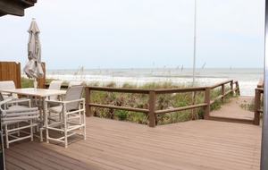 New Smyrna Beachfront Getaway - New Smyrna Beach, Florida