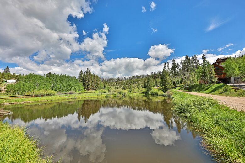 Moose Ponds Vacation Home - Close to Ski Granby and Winter Park! - Grand Lake, Colorado