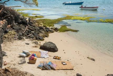 Secluded Island Beachfront House - Providencia, Colombia