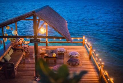 Secluded Island Beachfront House - Providencia, Colombia