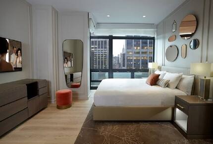 One Bedroom Penthouse Suite - Amazing Manhattan Location! - New York, New York