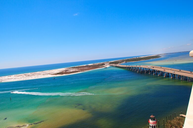 Emerald Grande at HarborWalk Village - 4 Bedroom Corner - Destin, Florida