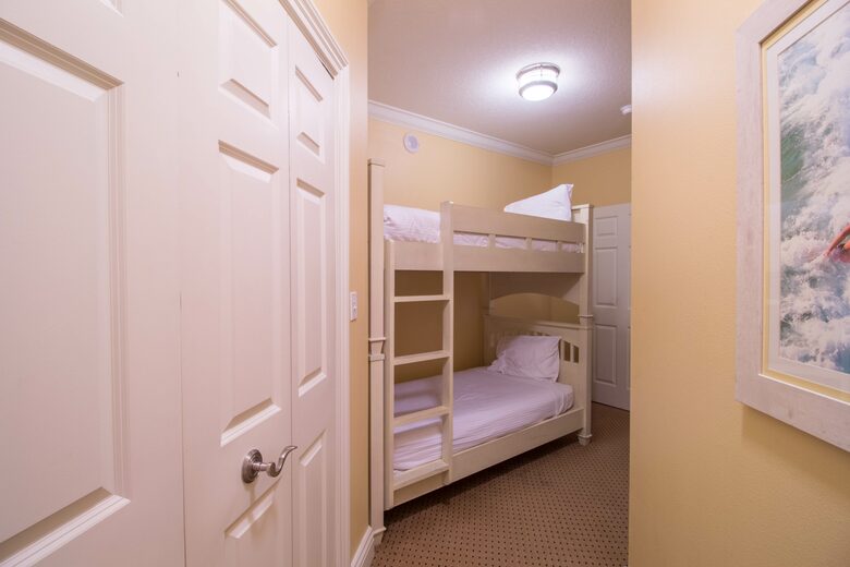 Emerald Grande at HarborWalk Village - 4 Bedroom Corner - Destin, Florida