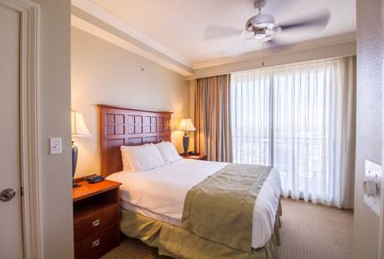 Emerald Grande at HarborWalk Village - 4 Bedroom Corner - Destin, Florida