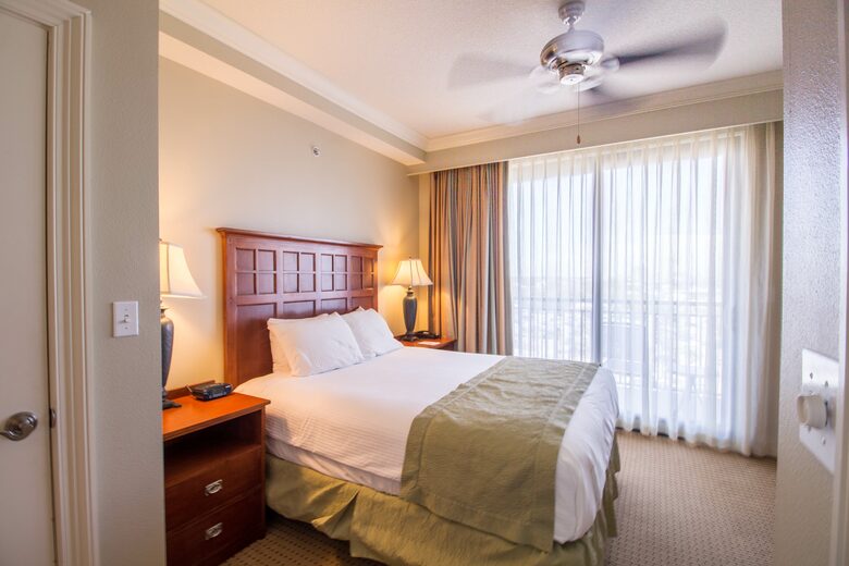 Emerald Grande at HarborWalk Village - 4 Bedroom Corner - Destin, Florida