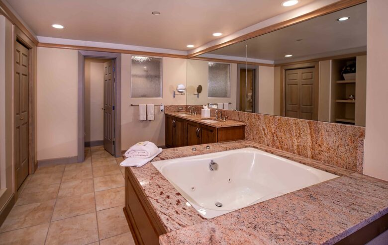 Park Plaza Beaver Creek - 3 Bedroom - Beaver Creek, Colorado