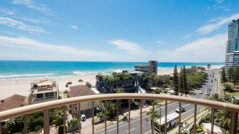 Fabulous Main Beach Apartment - Main Beach, Gold Coast, Australia