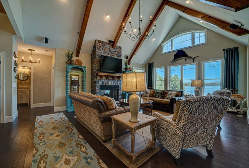 Lakeside Landing - Blairesville, Georgia