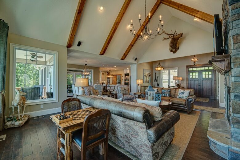 Lakeside Landing - Blairesville, Georgia