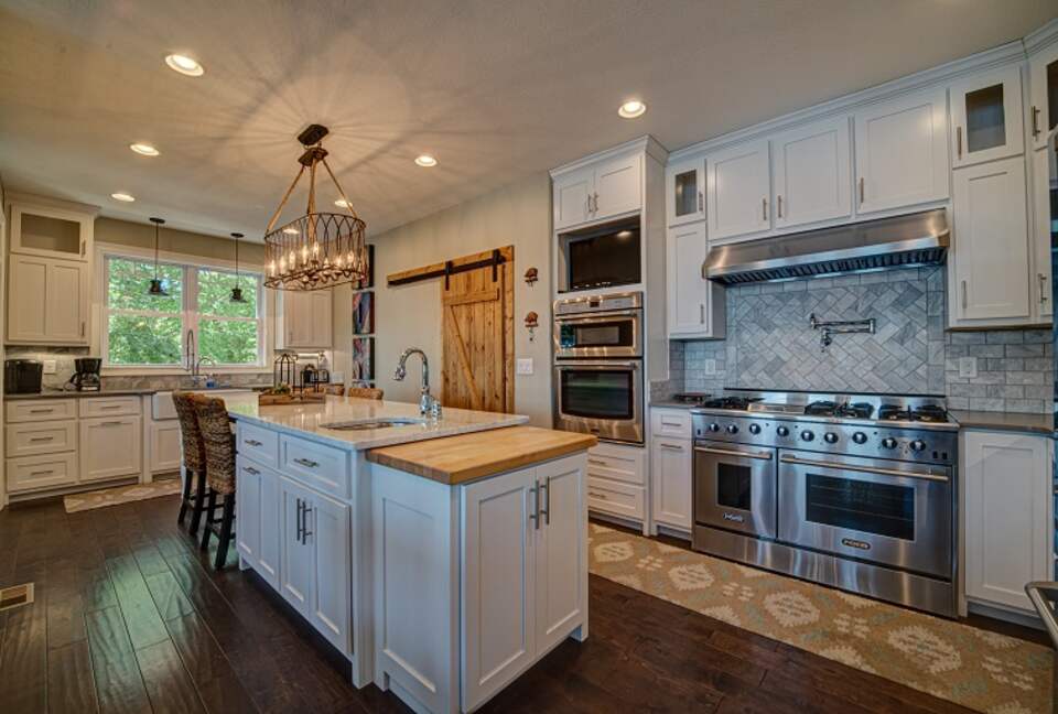 Lakeside Landing - Blairesville, Georgia