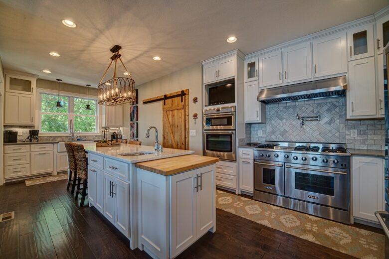 Lakeside Landing - Blairesville, Georgia