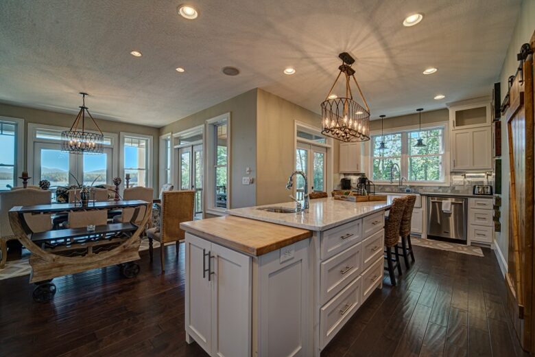 Lakeside Landing - Blairesville, Georgia