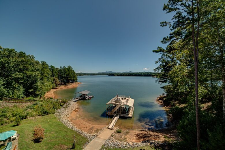 Lakeside Landing - Blairesville, Georgia