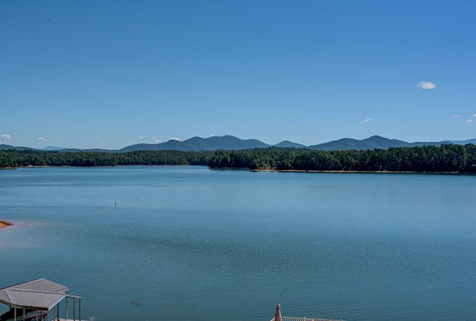 Lakeside Landing - Blairesville, Georgia