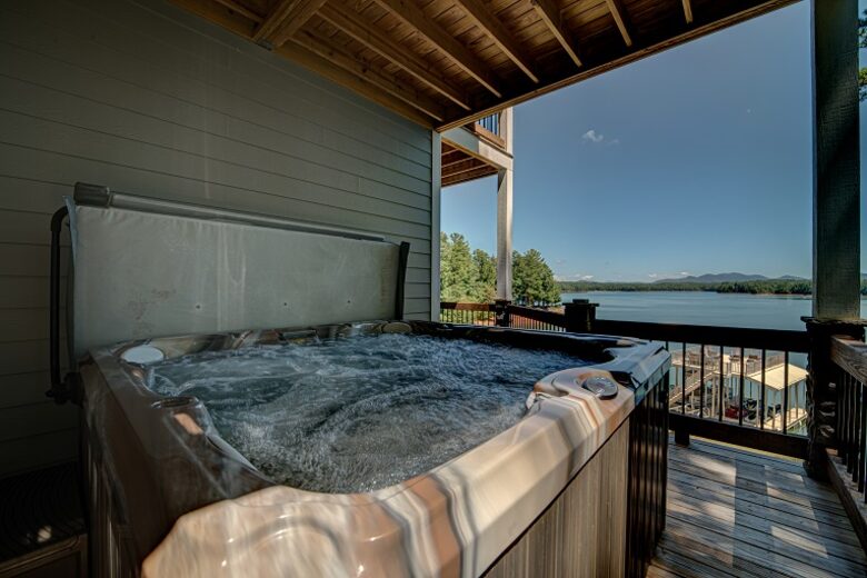 Lakeside Landing - Blairesville, Georgia